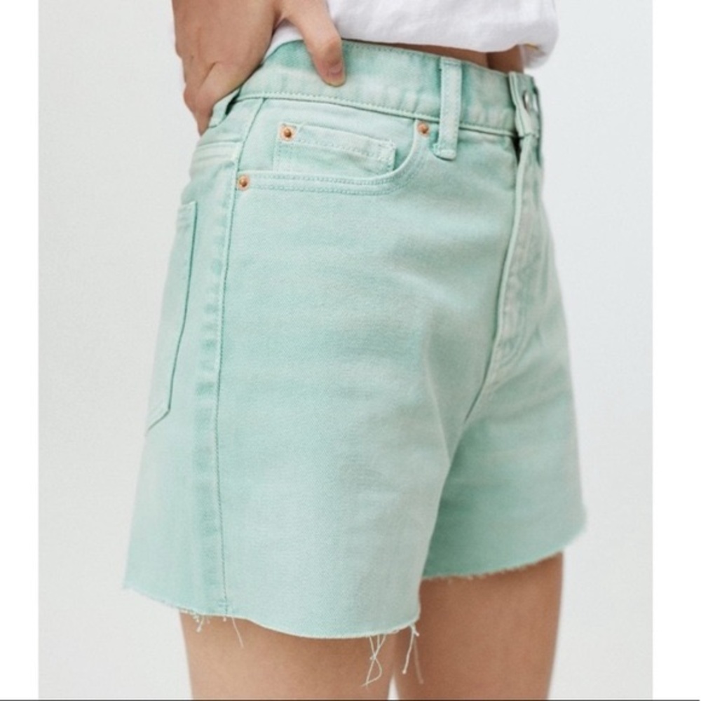 BDG A-line short in mint green